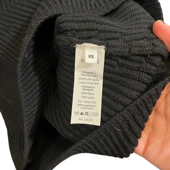 Khaite Bret Merino Wool Ribbed Puff Elbow Sleeve Turtleneck Pullover Sweater - Picture 6 of 6